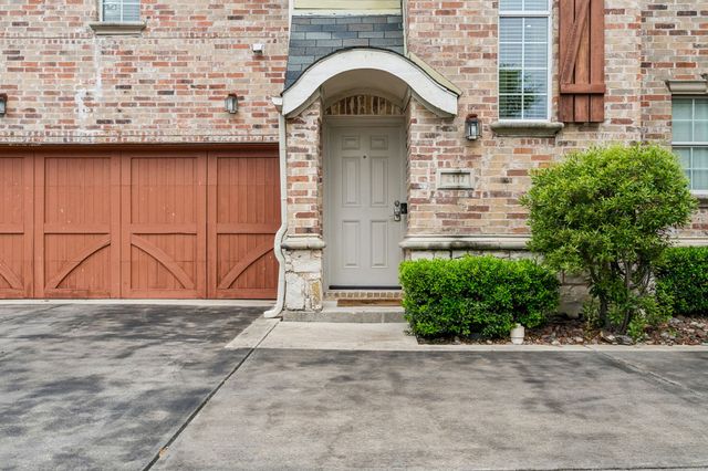 2117 Parkview, Carrollton, TX 75006