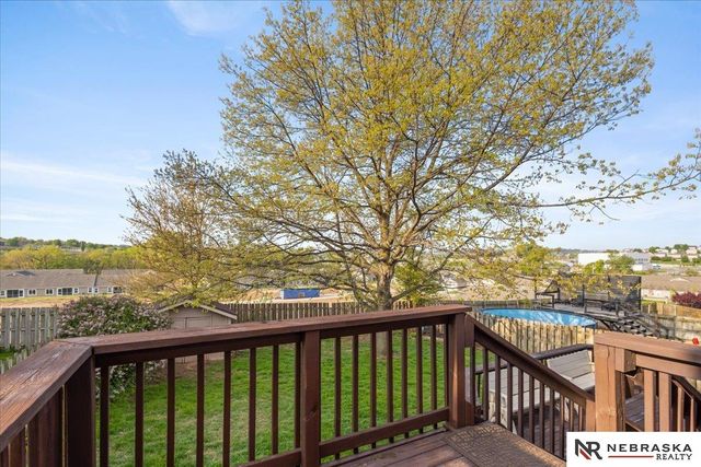 8261 Read Street, Omaha, NE 68122