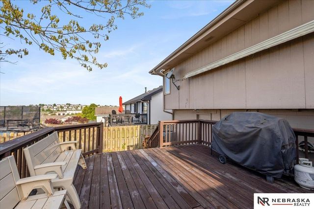 8261 Read Street, Omaha, NE 68122