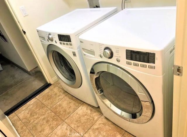 243 Dewdrop, Irvine, CA 92603