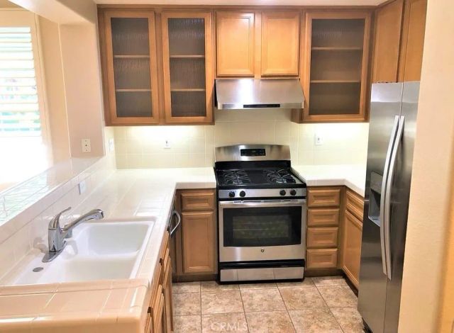 243 Dewdrop, Irvine, CA 92603