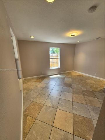 5653 Coconut Rd, Palm Beach, FL 33413