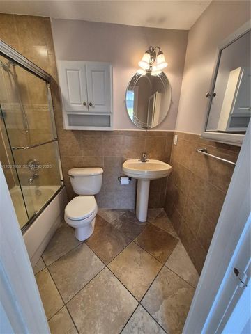 5653 Coconut Rd, Palm Beach, FL 33413
