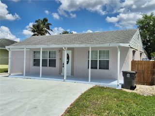 5653 Coconut Rd, Palm Beach, FL 33413