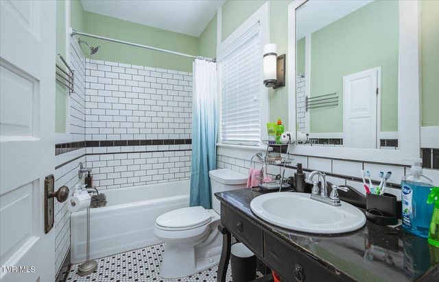 809 Yadkin Street Street, Kingsport, TN 37660