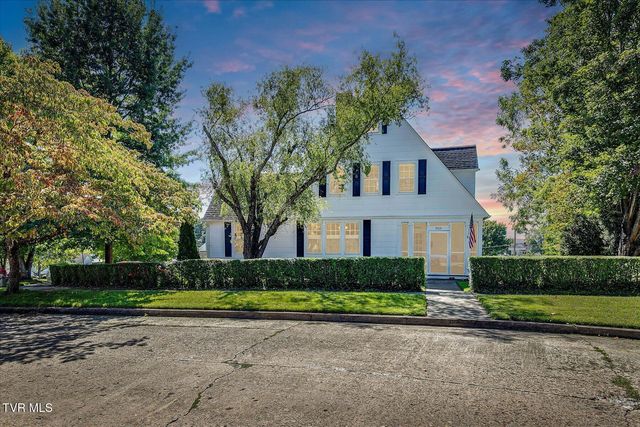 809 Yadkin Street Street, Kingsport, TN 37660