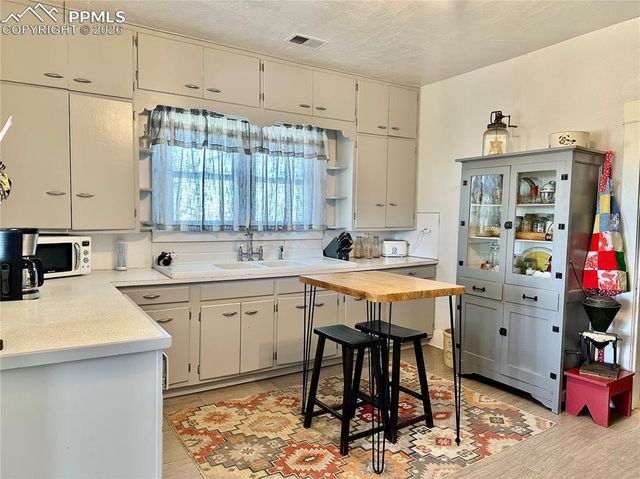 18258 County Road G, Ordway, CO 81063