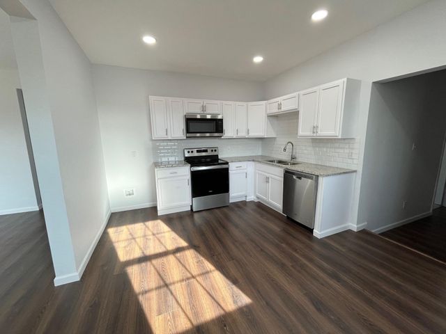 2900 Avenue J, Fort Worth, TX 76105