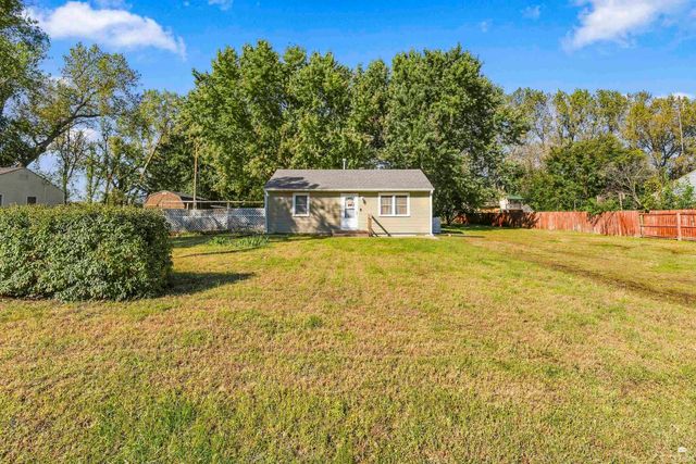 3460 Dempsey Road, Manhattan, KS 66502