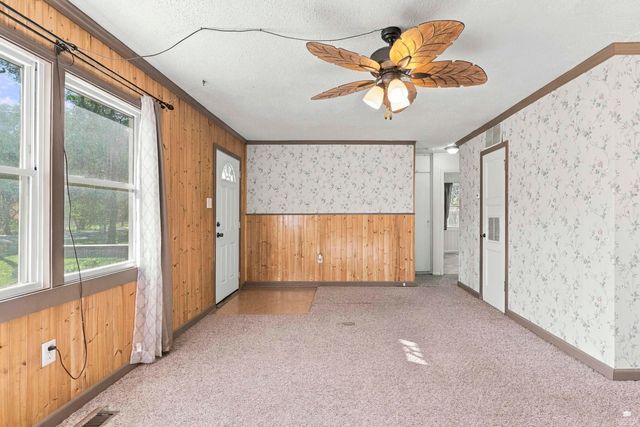 3460 Dempsey Road, Manhattan, KS 66502