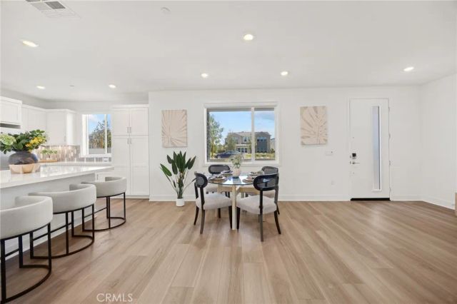 201 Longspur Dr, Irvine, CA 92618