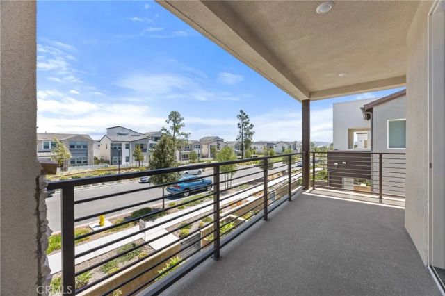 201 Longspur Dr, Irvine, CA 92618
