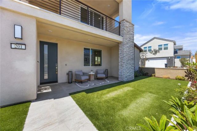 201 Longspur Dr, Irvine, CA 92618