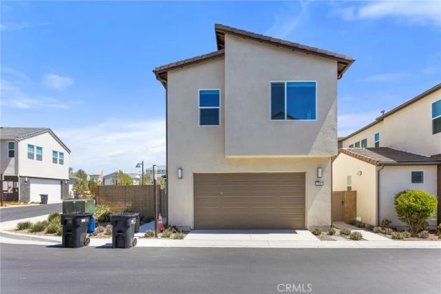 201 Longspur Dr, Irvine, CA 92618