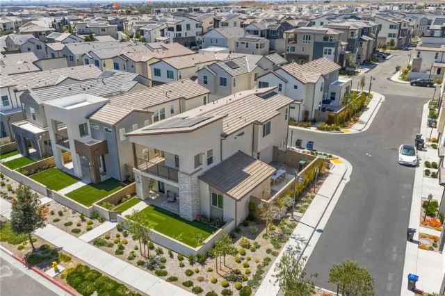 201 Longspur Dr, Irvine, CA 92618