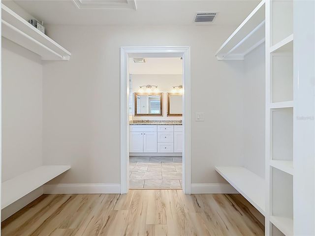 8270 30TH AVENUE N, St Petersburg, FL 33710