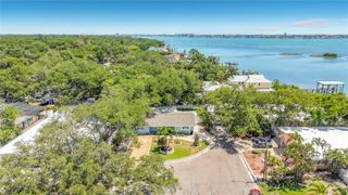 8270 30TH AVENUE N, St Petersburg, FL 33710