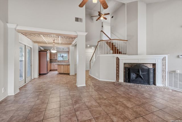 6302 Scrub Jay, San Antonio, TX 78240
