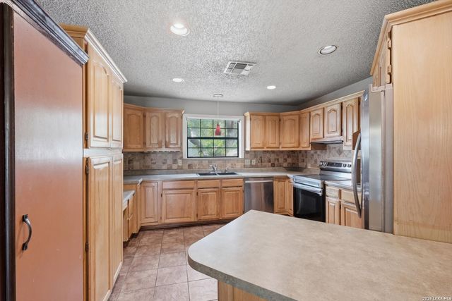 6302 Scrub Jay, San Antonio, TX 78240