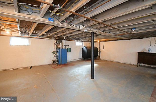 20 E HOWARD ST, Stowe, PA 19464