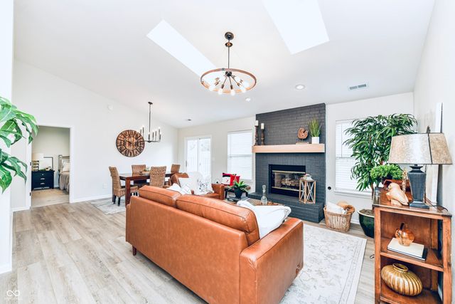 11761 Sand Creek Boulevard, Fishers, IN 46037