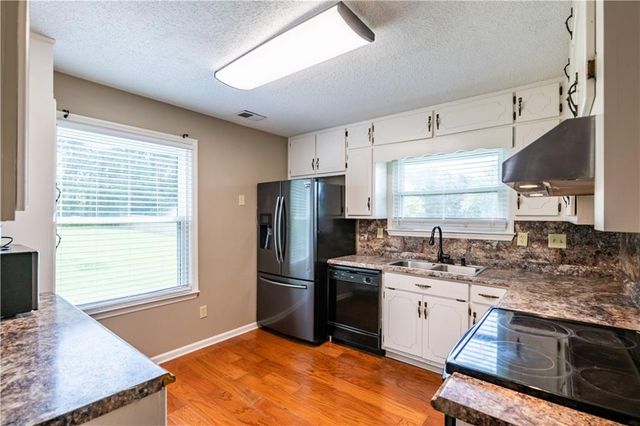 11058 Hunters Lane, Hampton, GA 30228