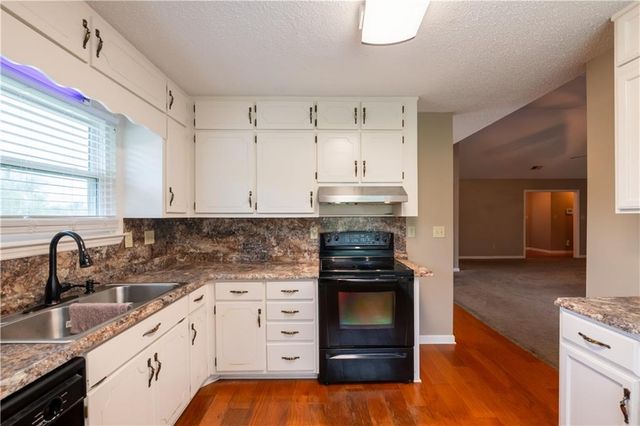 11058 Hunters Lane, Hampton, GA 30228