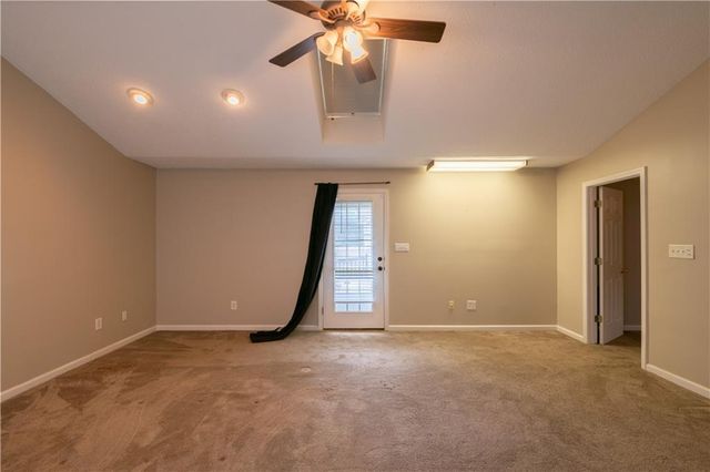 11058 Hunters Lane, Hampton, GA 30228