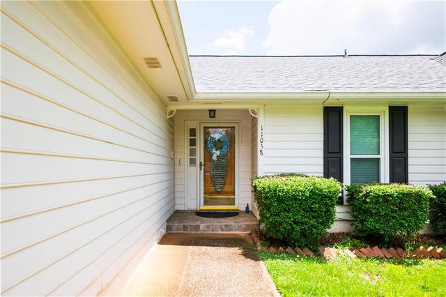 11058 Hunters Lane, Hampton, GA 30228