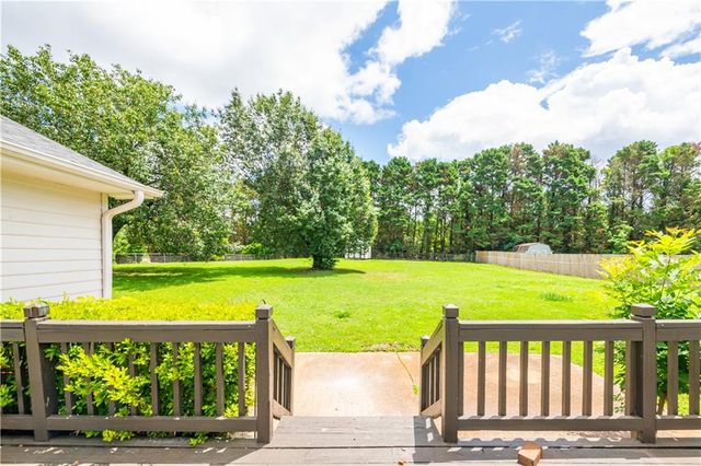 11058 Hunters Lane, Hampton, GA 30228