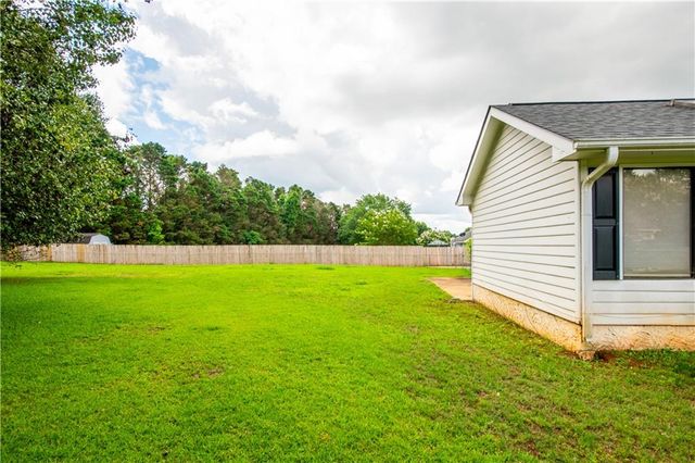 11058 Hunters Lane, Hampton, GA 30228