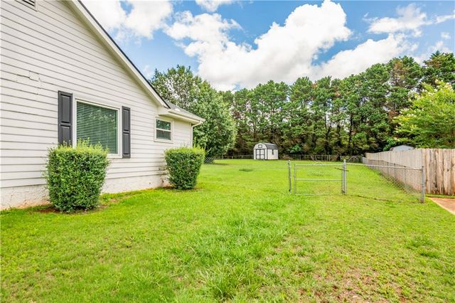 11058 Hunters Lane, Hampton, GA 30228