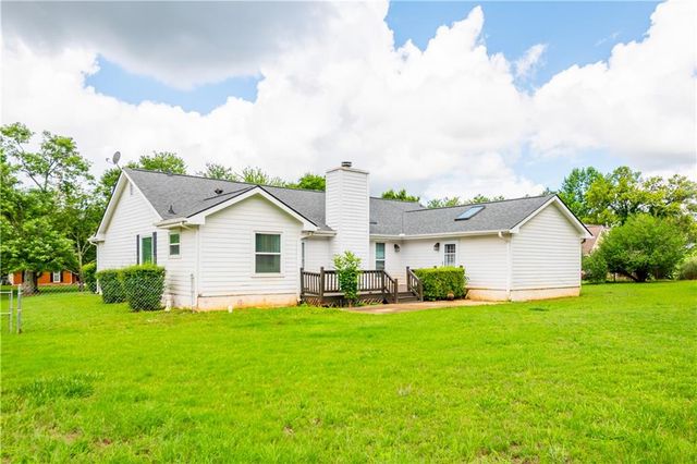 11058 Hunters Lane, Hampton, GA 30228