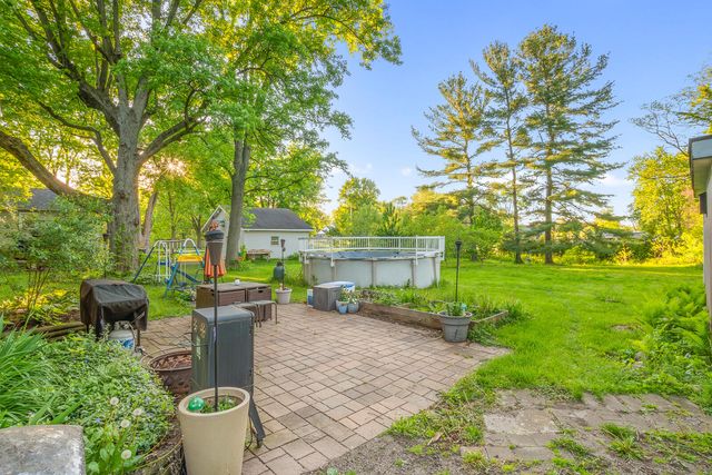 7910 W 155th Avenue, Lowell, IN 46356
