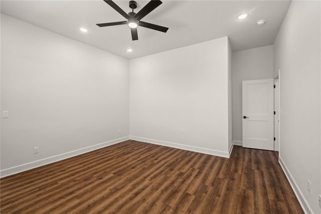 431 Silverview Avenue, Centerton, AR 72719