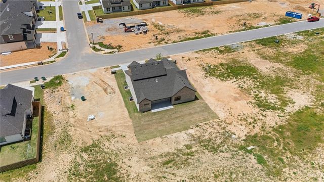 431 Silverview Avenue, Centerton, AR 72719
