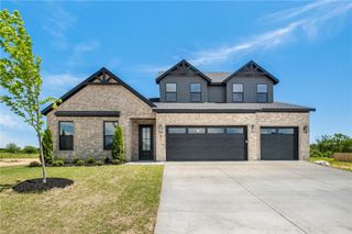 431 Silverview Avenue, Centerton, AR 72719