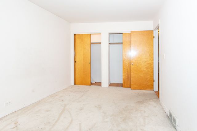 7407 N California Avenue, Chicago, IL 60645