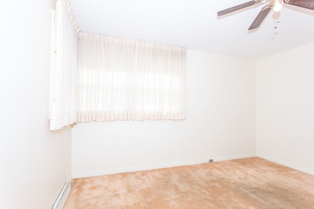 7407 N California Avenue, Chicago, IL 60645