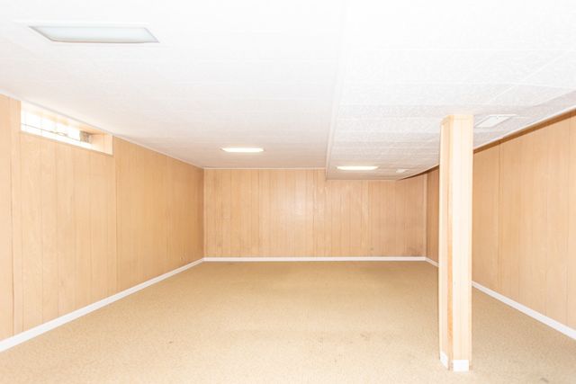 7407 N California Avenue, Chicago, IL 60645