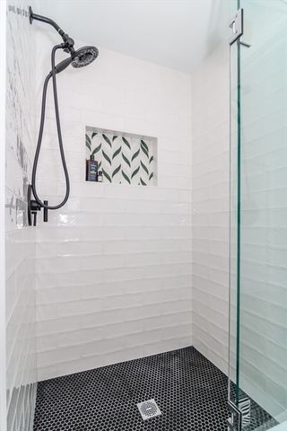 48 Wethersfield Rd, Natick, MA 01760