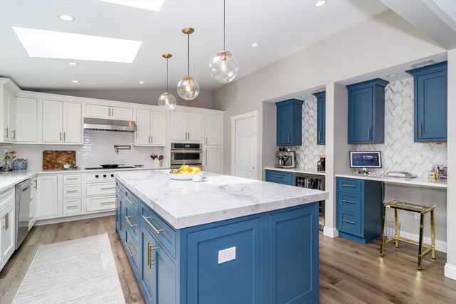 48 Wethersfield Rd, Natick, MA 01760