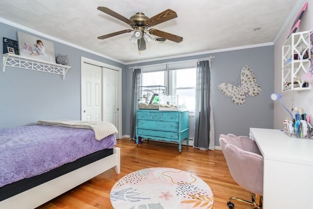 48 Wethersfield Rd, Natick, MA 01760