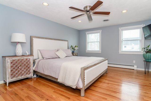 48 Wethersfield Rd, Natick, MA 01760