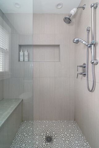 48 Wethersfield Rd, Natick, MA 01760