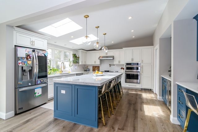 48 Wethersfield Rd, Natick, MA 01760