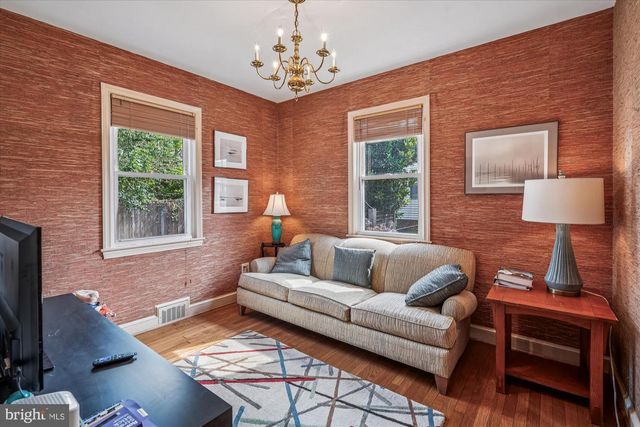 407 LANARK WAY, Silver Spring, MD 20901