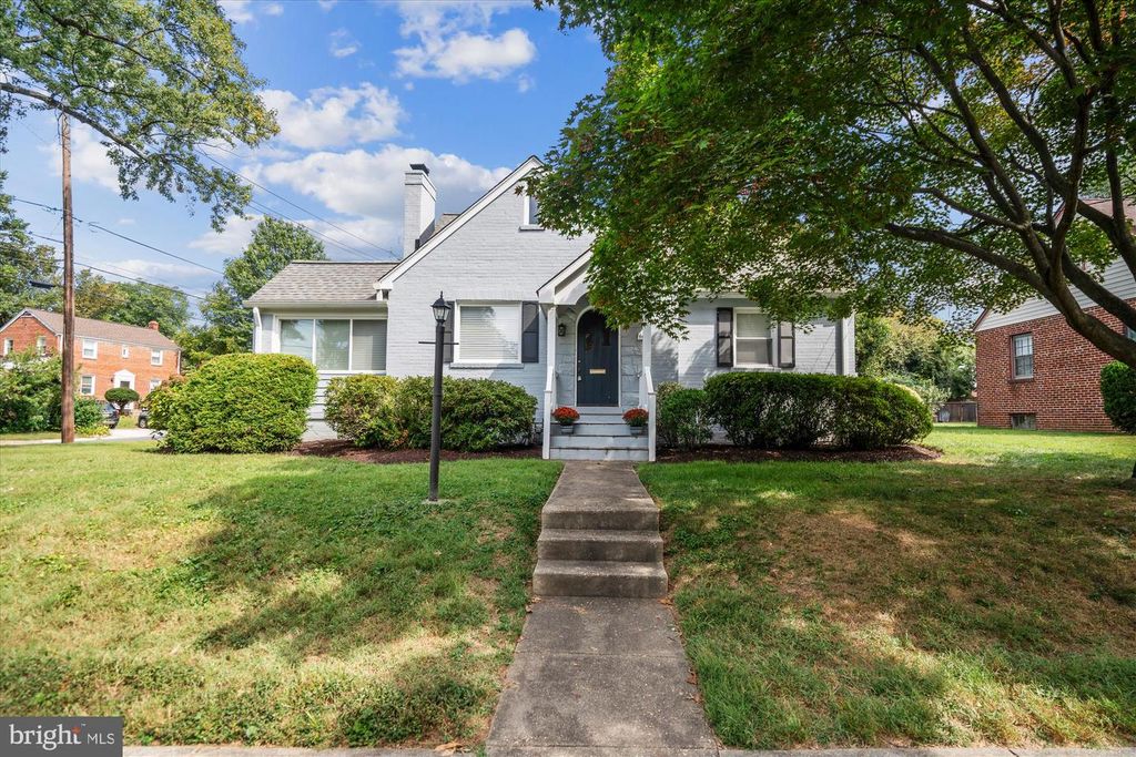 407 LANARK WAY, Silver Spring, MD 20901