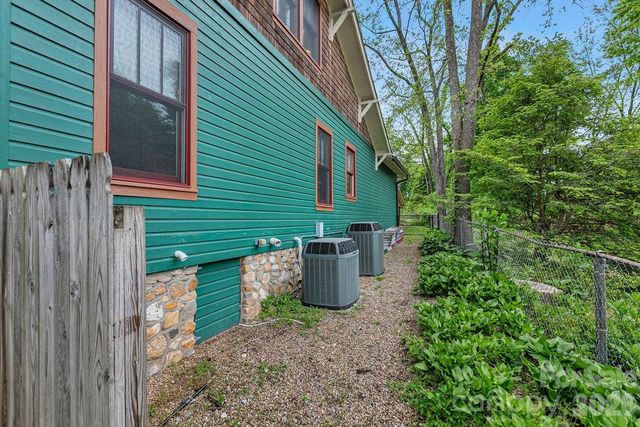 49 Miner Street, Brevard, NC 28712