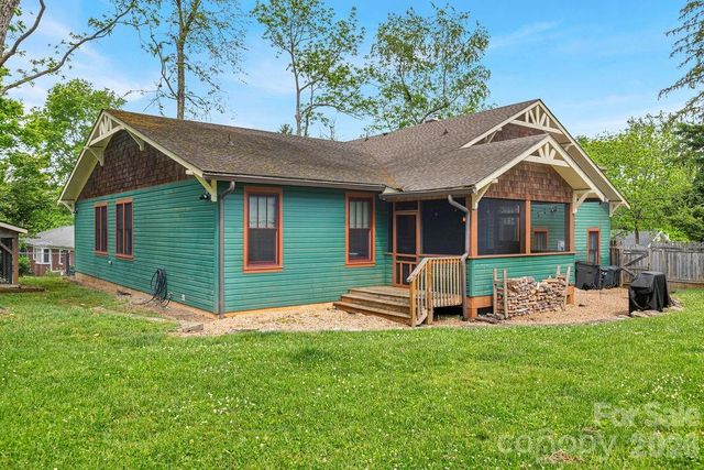 49 Miner Street, Brevard, NC 28712